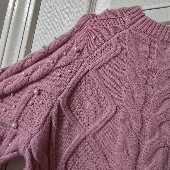 NWT Pink Pearl Embellished Boxy Fit Crewneck Knit Sweater by Francesca's. - Picture 11 of 13